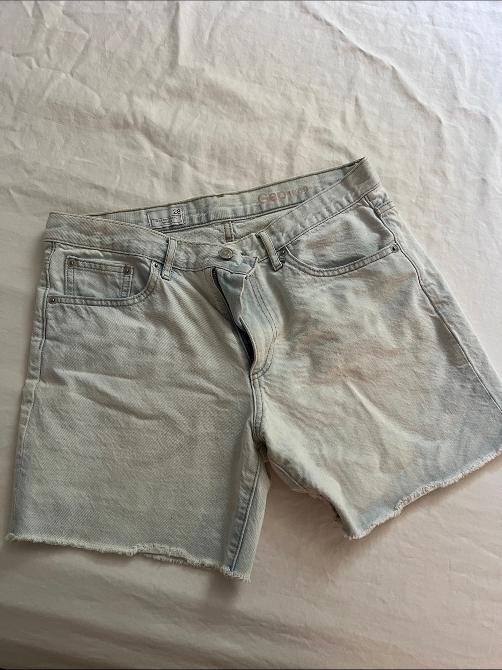 GAP Light Wash Denim Jean Sexy Boyfriend Shorts
